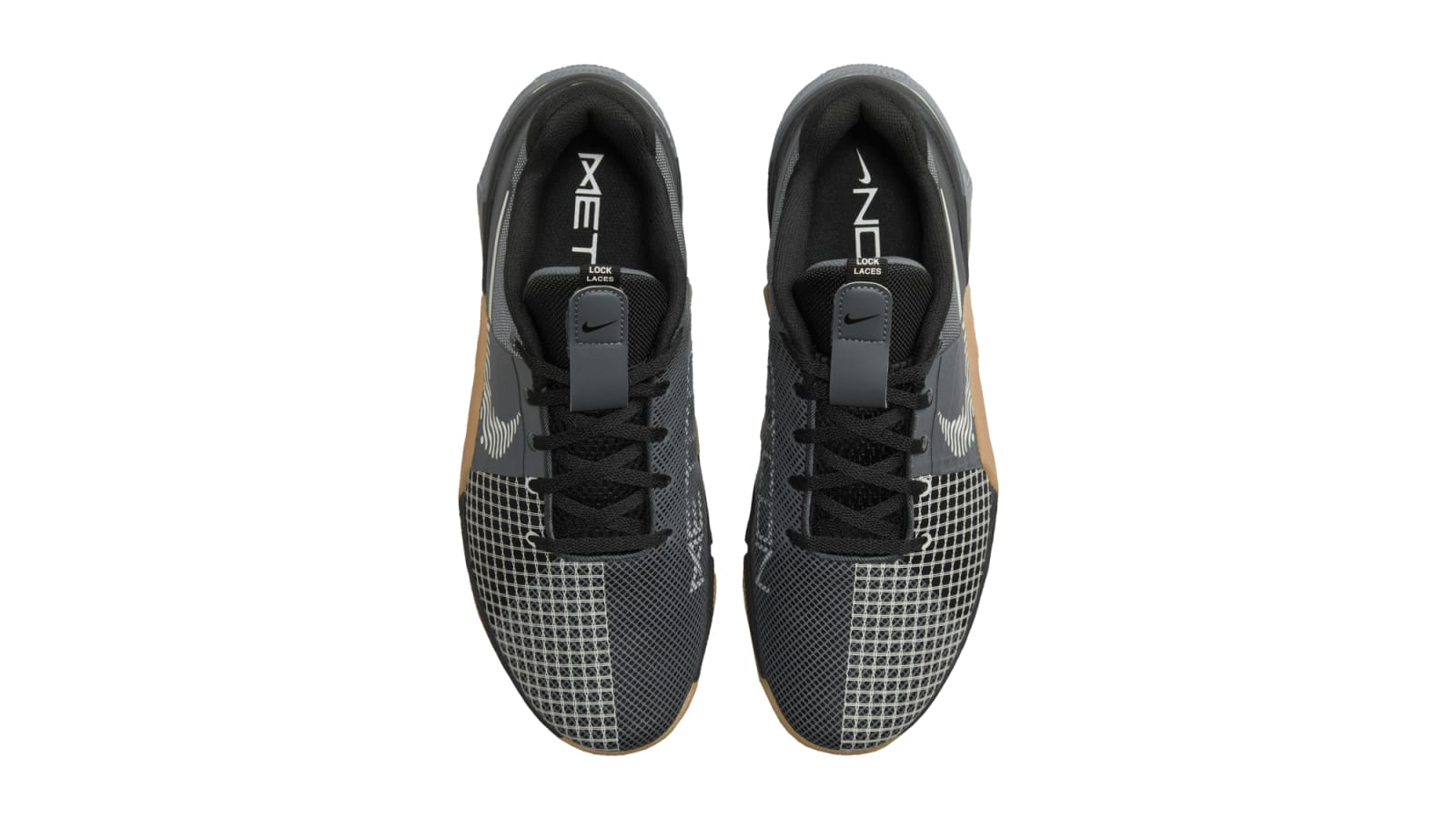 Nike metcon hotsell black gum sole
